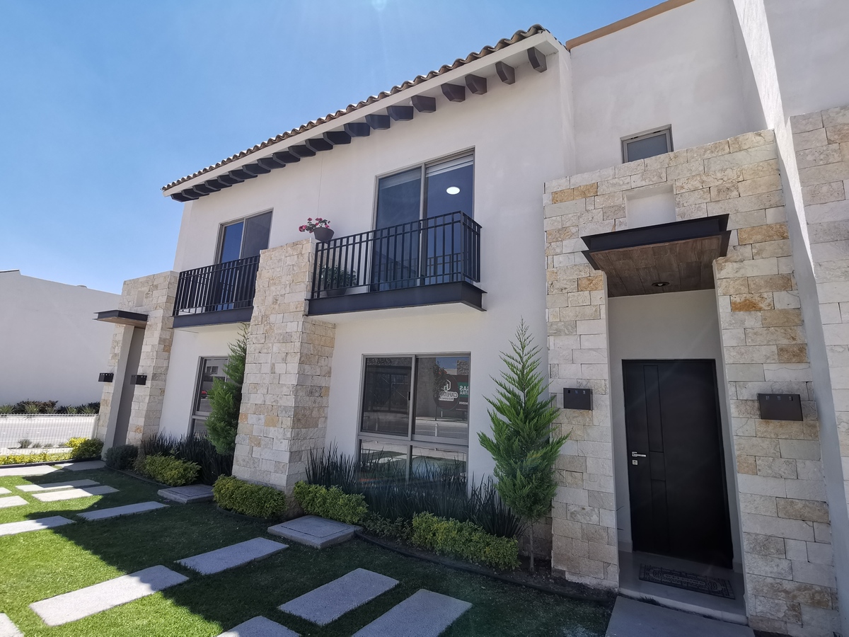 Casa Nueva en VENTA Fraccionamiento privado al sur de León Gto modelo Málaga