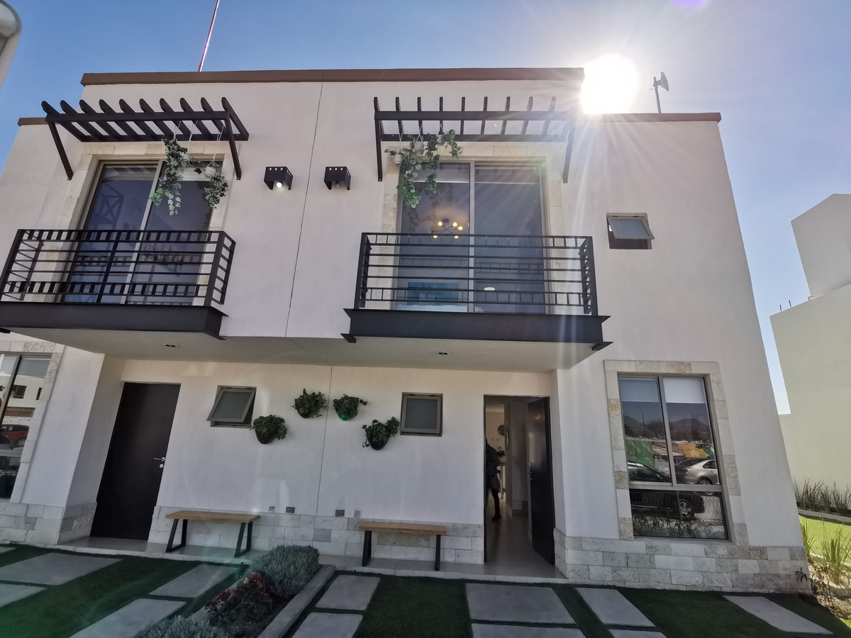 Casa Nueva en VENTA Fraccionamiento privado al sur de León Gto modelo Valenciana