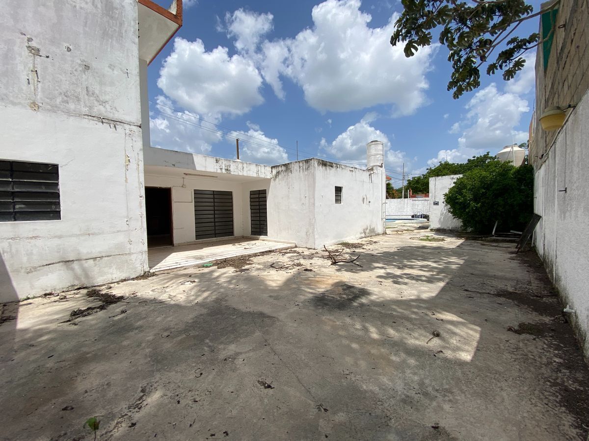 casa-para-oficinas-sobre-avenida-circuito-colonias-en-renta-mrida-yucatn20-22266