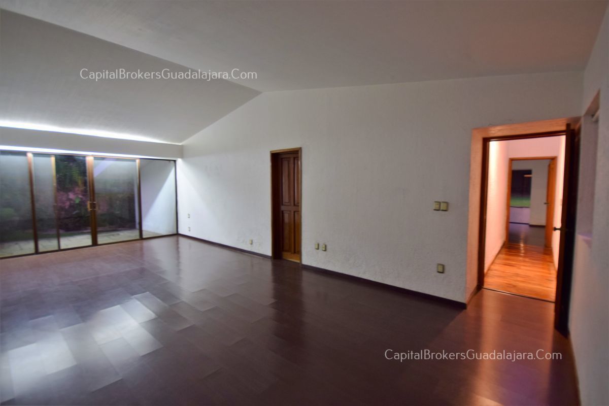 casa-para-remodelar-en-coto-en-colinas-de-san-javier23-26794