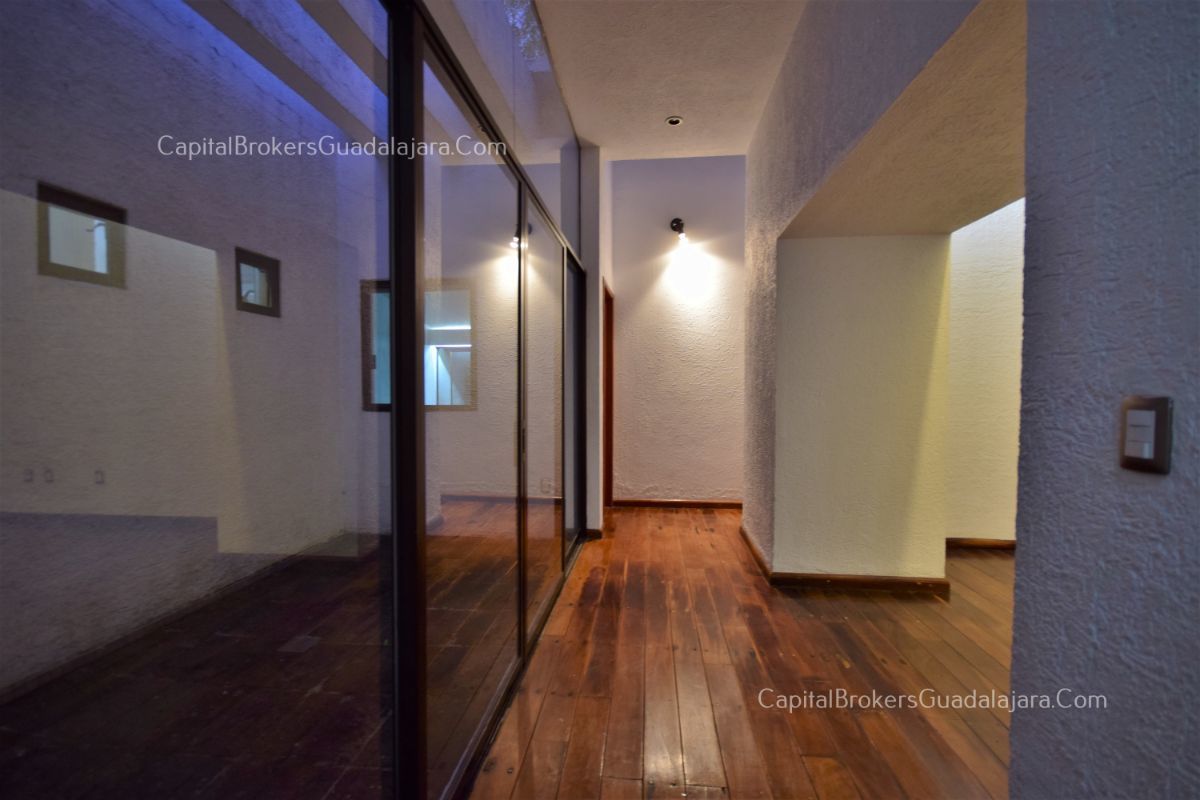 casa-para-remodelar-en-coto-en-colinas-de-san-javier25-26794