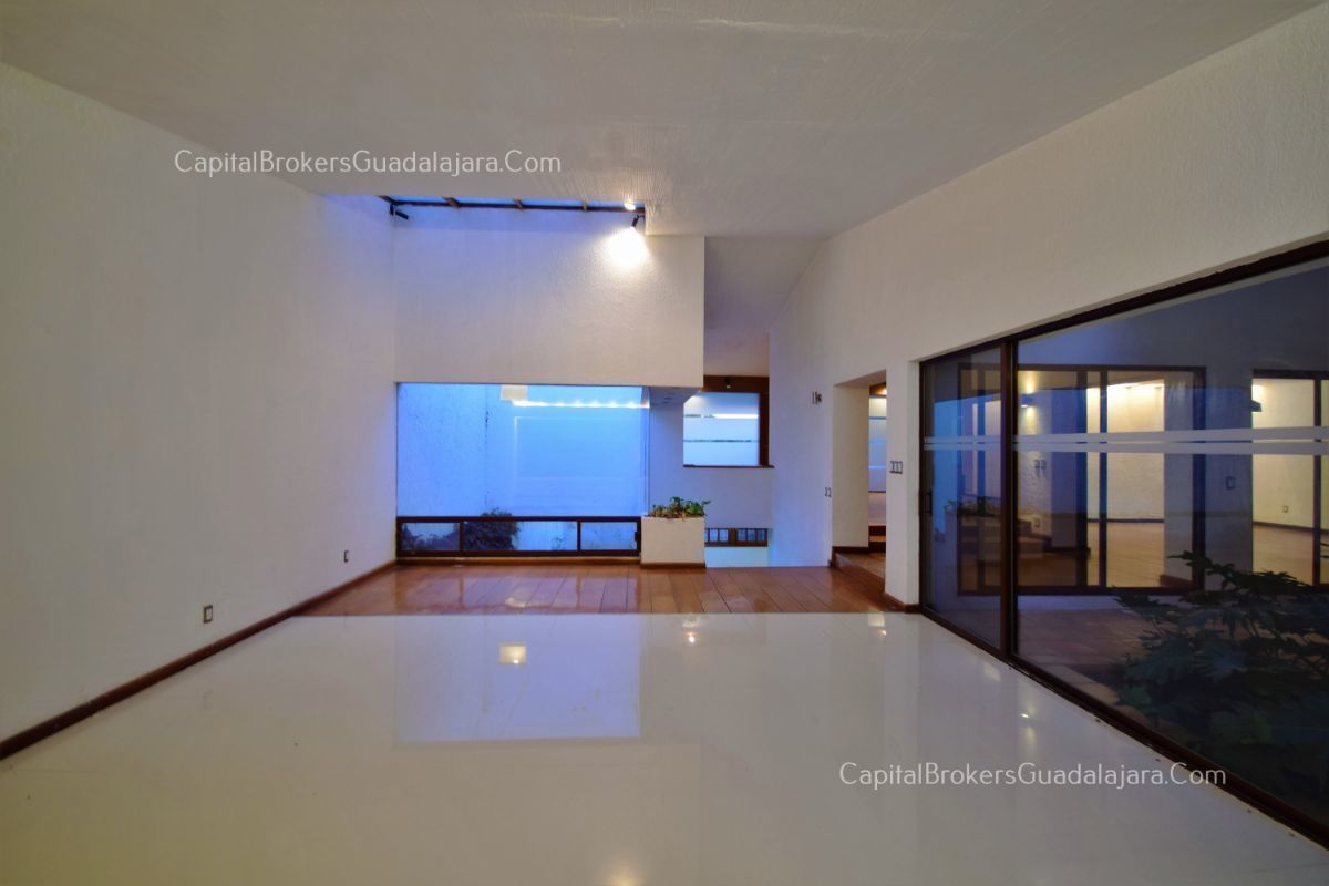 casa-para-remodelar-en-coto-en-colinas-de-san-javier8-26794