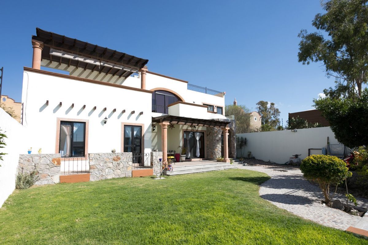 Casa Puesta del Sol en Venta, Fracc. Los Frailes en San Miguel de Allende