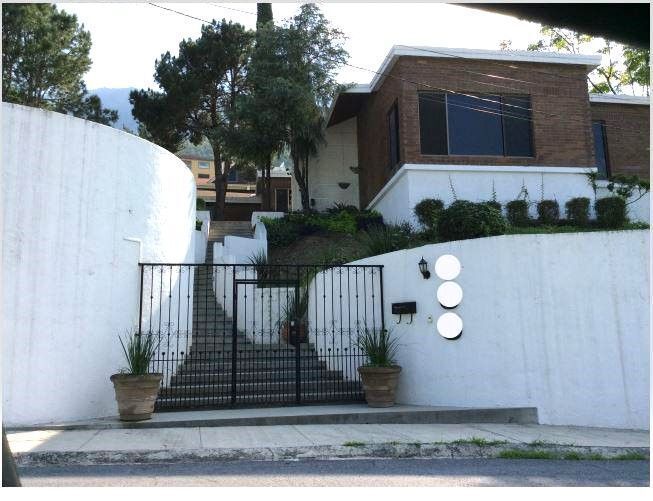 CASA RENTA UNA PLANTA EN  BALCONES DEL VALLE SAN PEDRO GARZA GARCIA