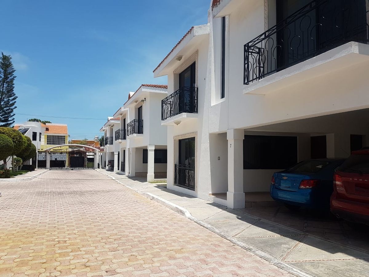 CASA RESIDENCIAL EN RENTA, FRACCIONAMIENTO PRIVADO. CARMEN, CAMPECHE.