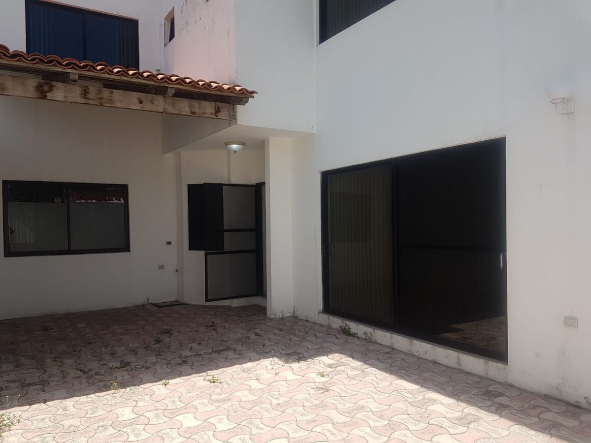 casa-residencial-en-renta-fraccionamiento-privado-carmen-campeche22-21390