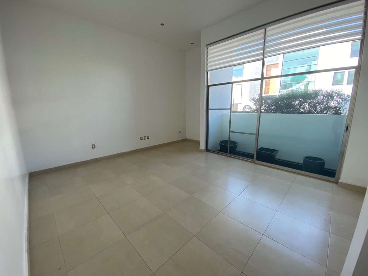 casa-residencial-en-zona-plateada4-11358