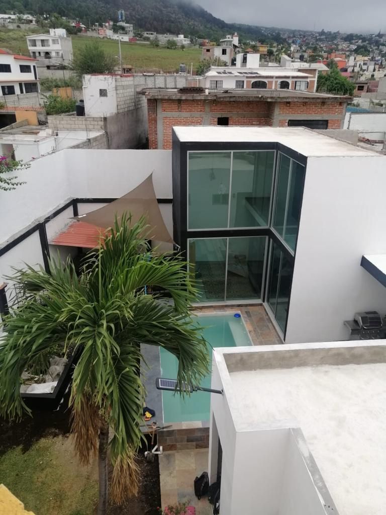 Casa Sola en Ahuatepec, Cuernavaca, Morelos/ CAEN-673-Cs