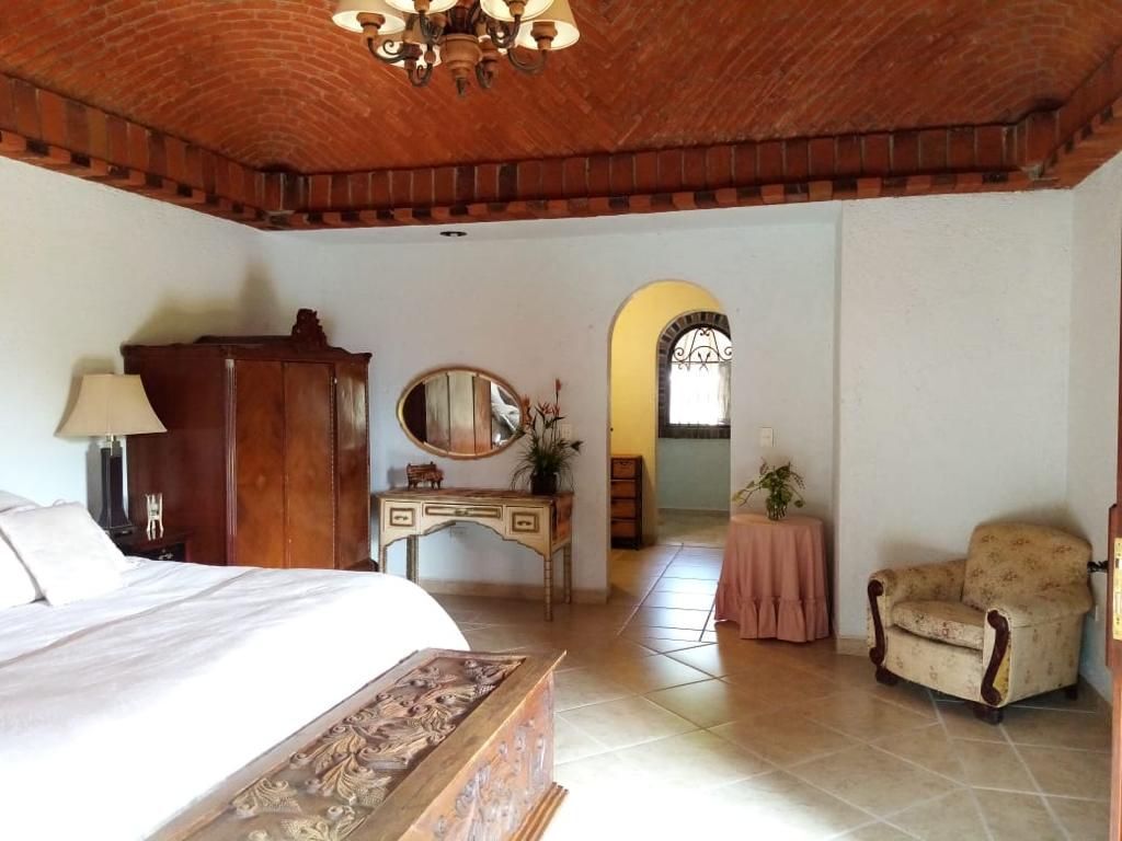 casa-tipo-hacienda-estilo-rustico-mexicana18-30002