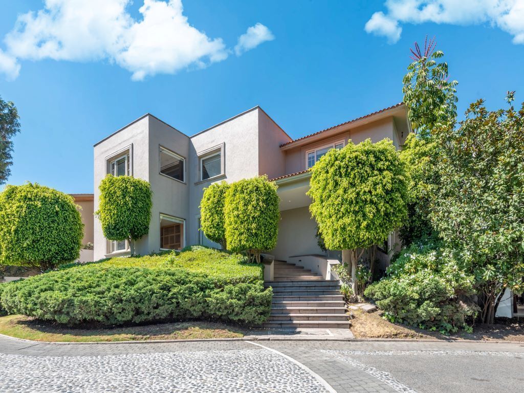 Casa Venta  dentro de Hacienda Santa Fe La Loma