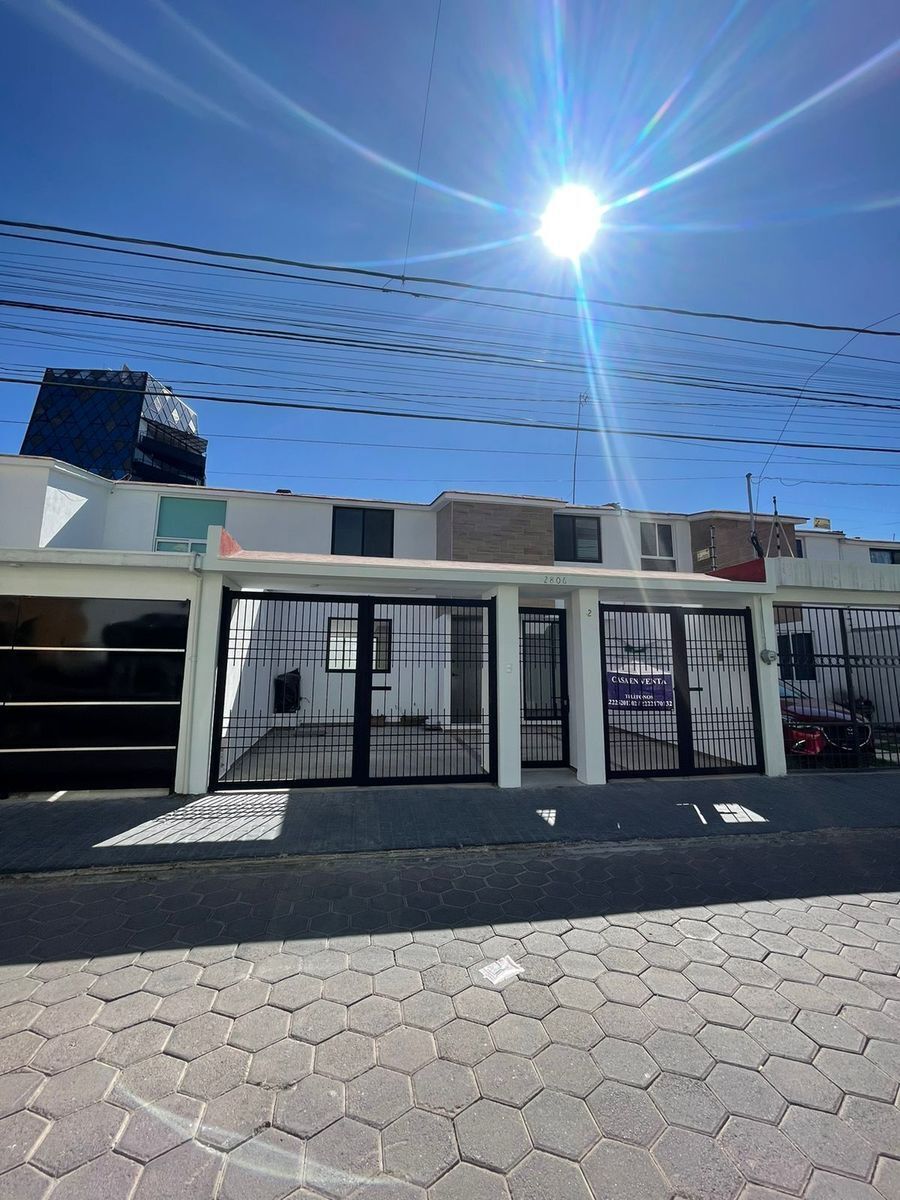 CASA VENTA ZONA PLAZA SAN DIEGO Y FORJADORES $2,290,000