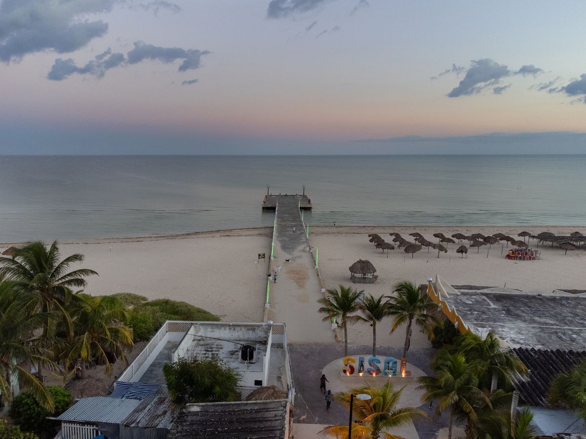 casa-villa-dentro-privada-playa-en-venta-en-sisal--primera-fila2-25502