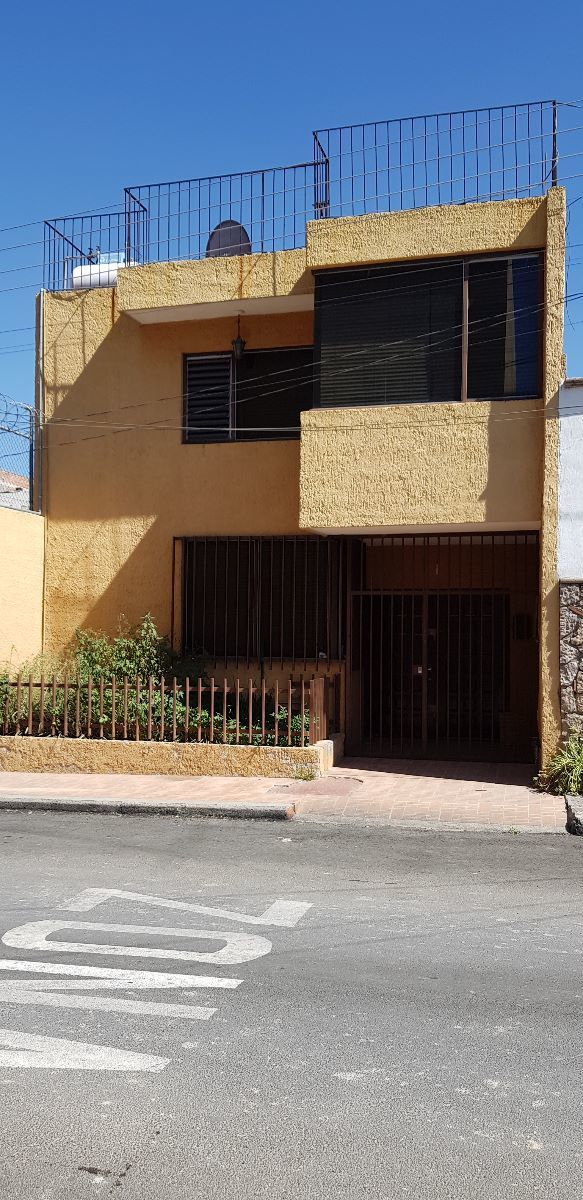 casa-y-hostal-en-venta-c-pino-suarez3-20523