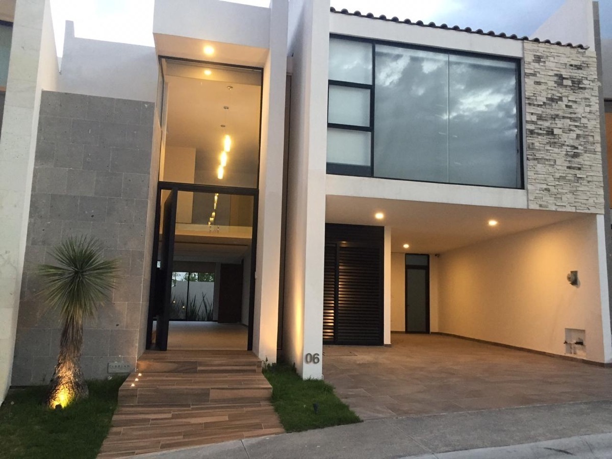 Casas en Fraccionamiento cerrado puebla