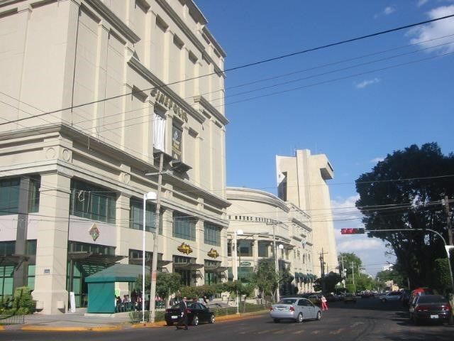 CENTRO COMERCIAL EN VENTA EL MEJOR