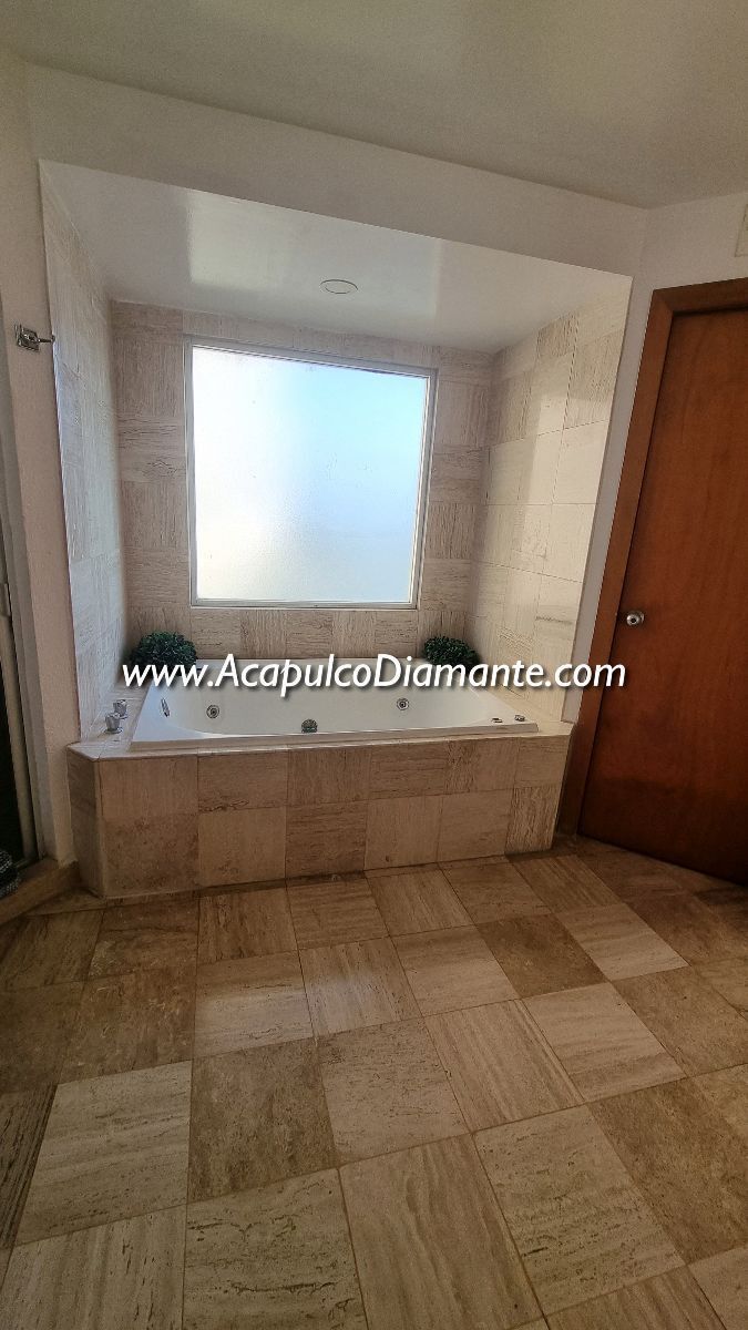 condominio-en-playa-diamante-en-mayan-island27-27386