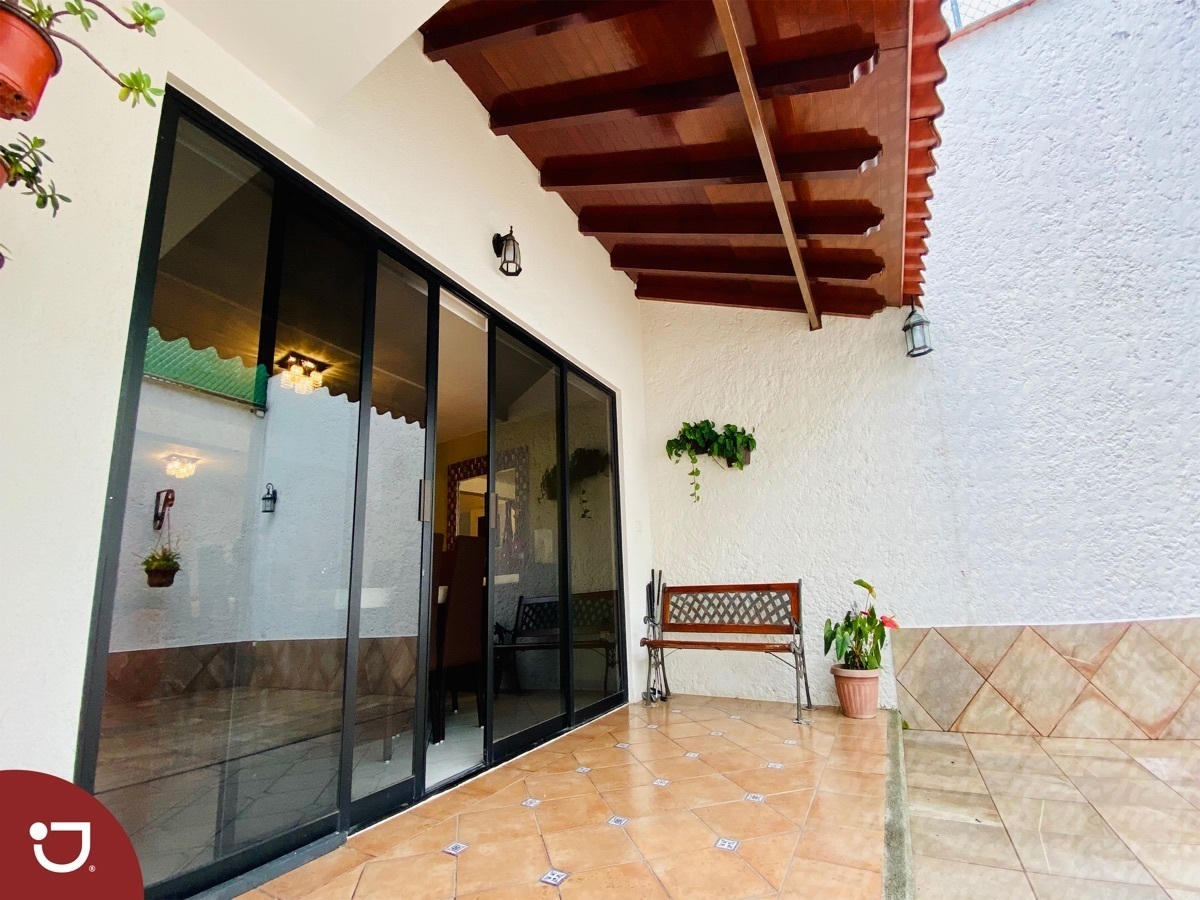 confortable-casa-a-la-venta-en-fuentes-de-las-nimas-xalapa3-14291