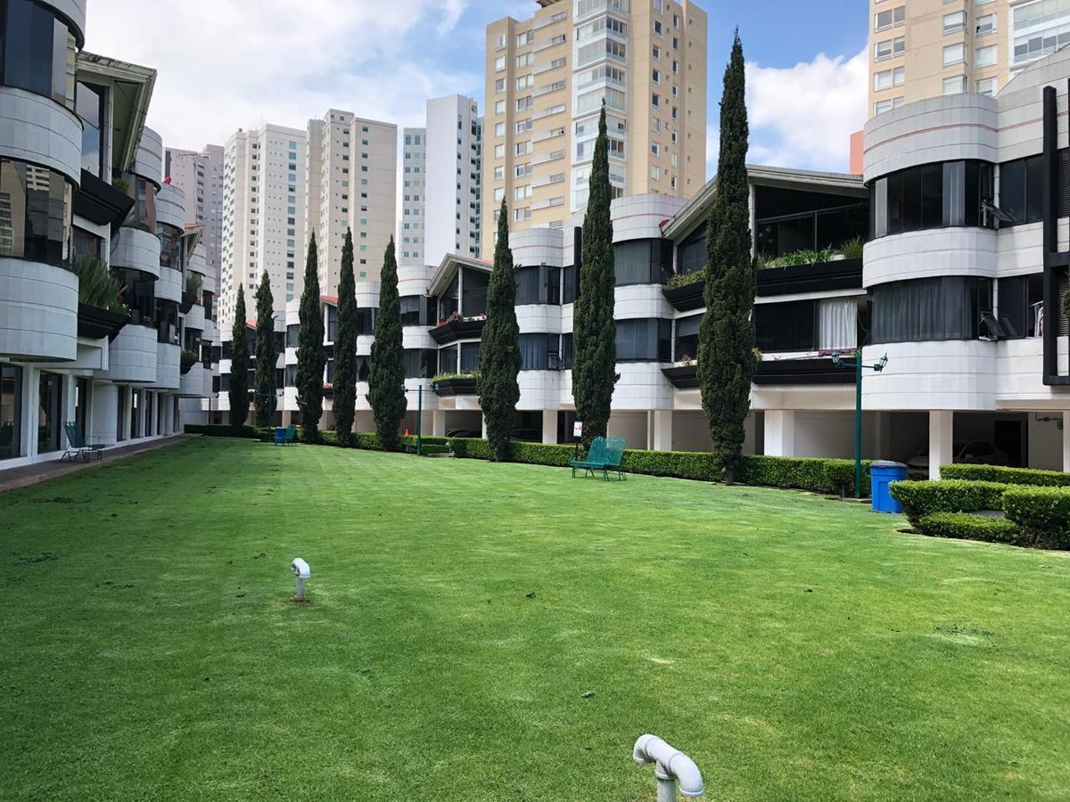 Crown Interlomas  Vendo Departamento