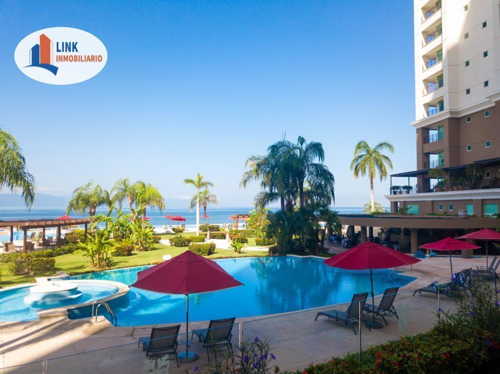 Departamento  en venta con vista al mar, en Grand Venetian Puerto Vallarta