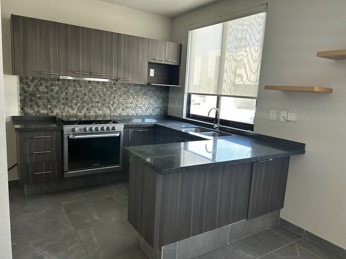 departamento-con-excelentes--espacios-en-planta-baja-con-jardn-en-zkia5-28434