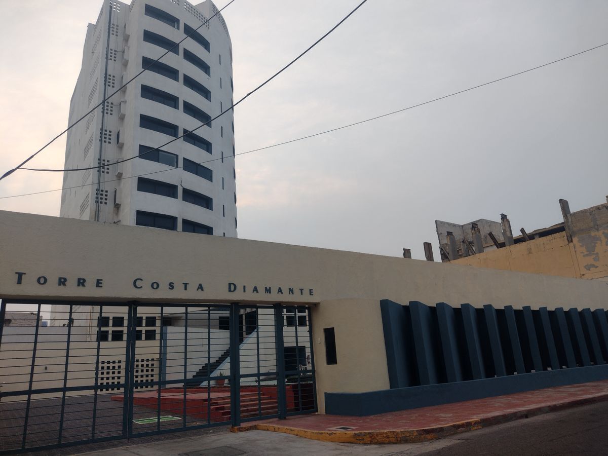 DEPARTAMENTO CON VISTA AL MAR, TORRE DIAMANTE, FRAC. COSTA VERDE, BOCA DEL RÍO