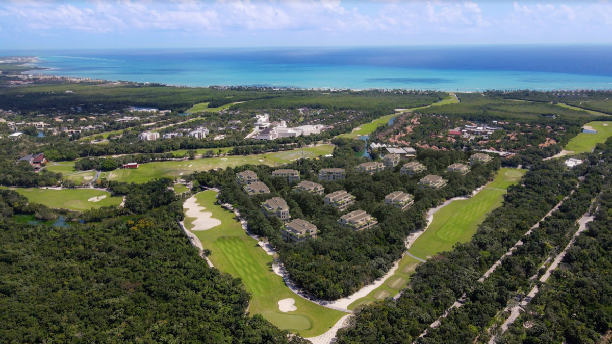 departamento-de-lujo-en-venta-en-playa-del-carmen-con-vista-al-campo-de-golf5-33628