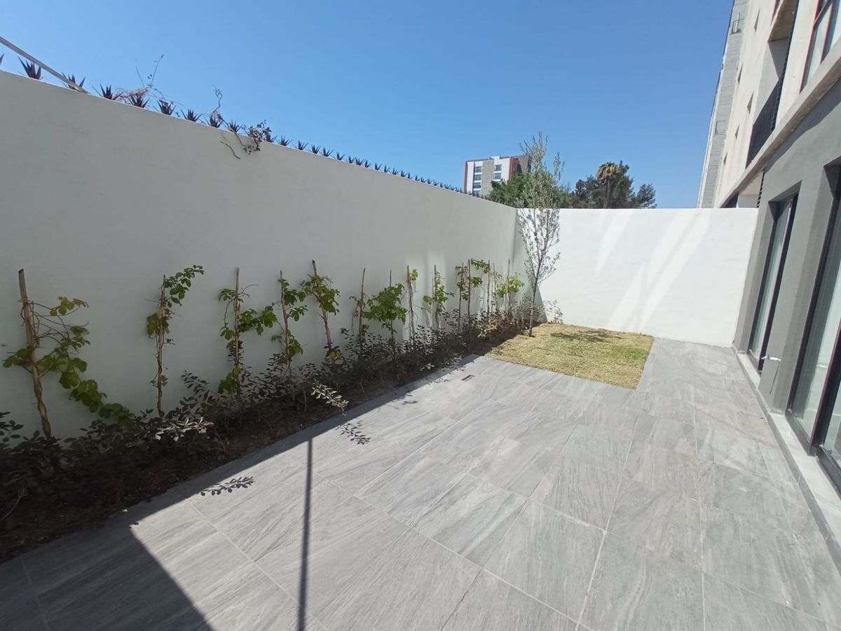 departamento-en-renta--en-liva-solares24-27925