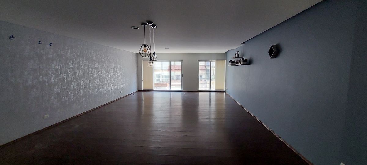 Departamento en Renta en Homero de 165mts, 2 rec, 2 y 1/2 baños terraza 2 estac