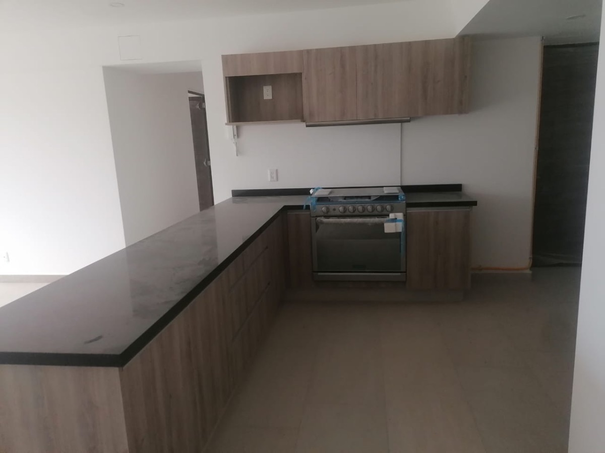 Departamento en renta en Sayabes Bosque Real para Estrenar de 136mts