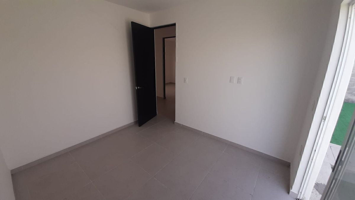 departamento-en-renta-en-zkia--planta-baja--con-amplio-jardin-de-160m213-28719