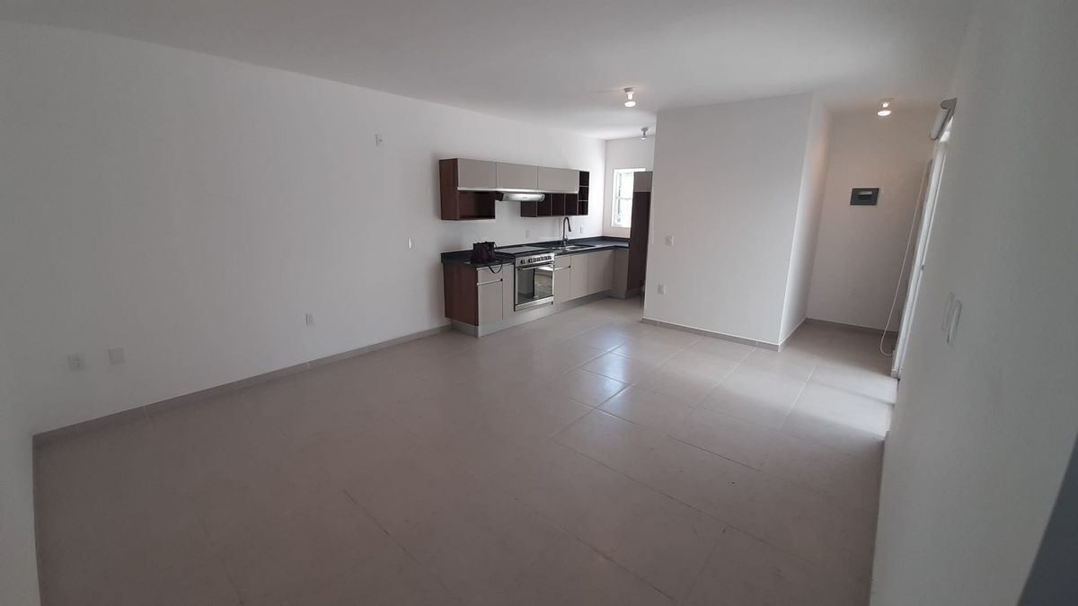 departamento-en-renta-en-zkia--planta-baja--con-amplio-jardin-de-160m23-28719