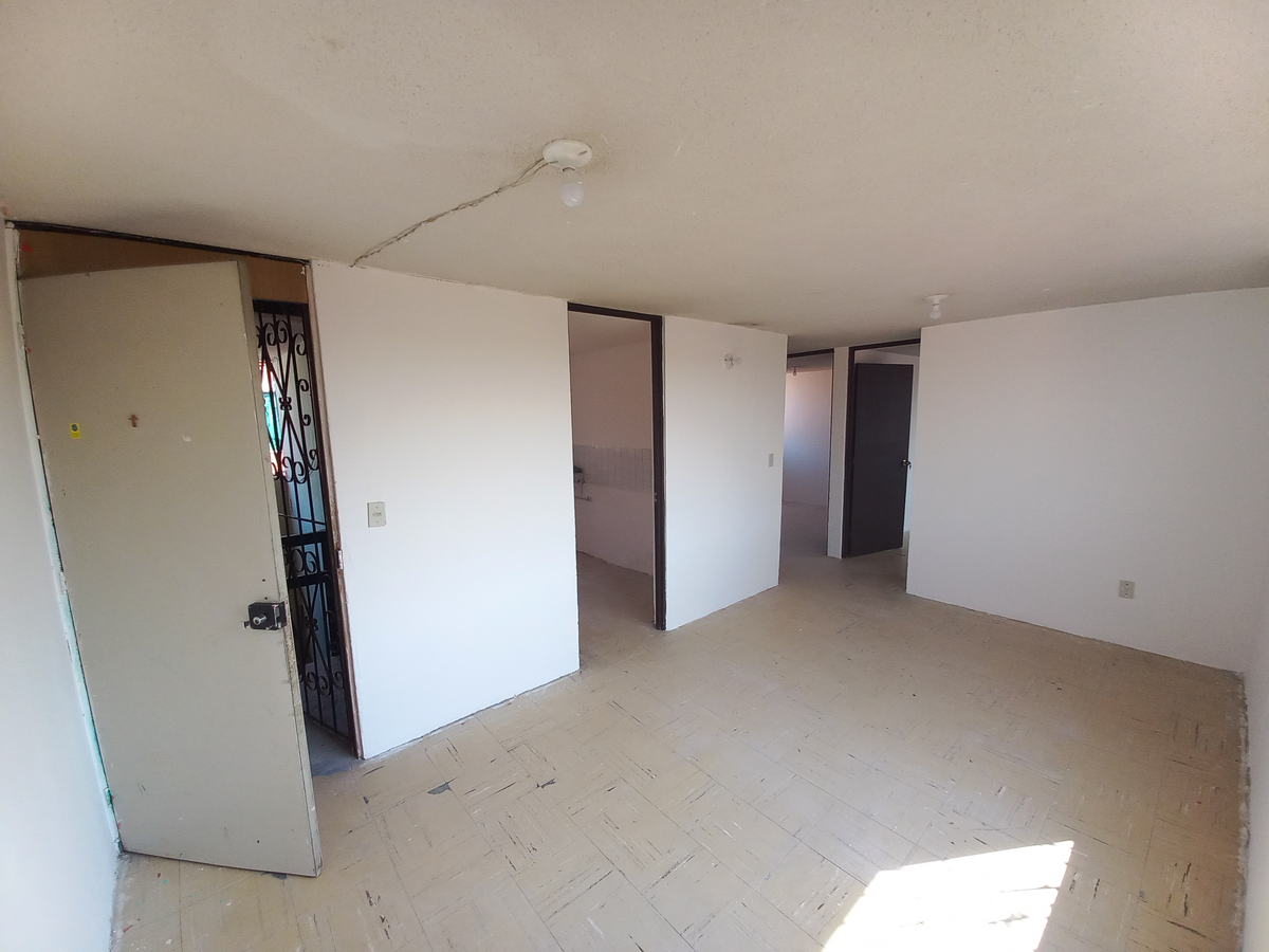 Departamento en Venta en Col. Llano De Los Baez, Ecatepec