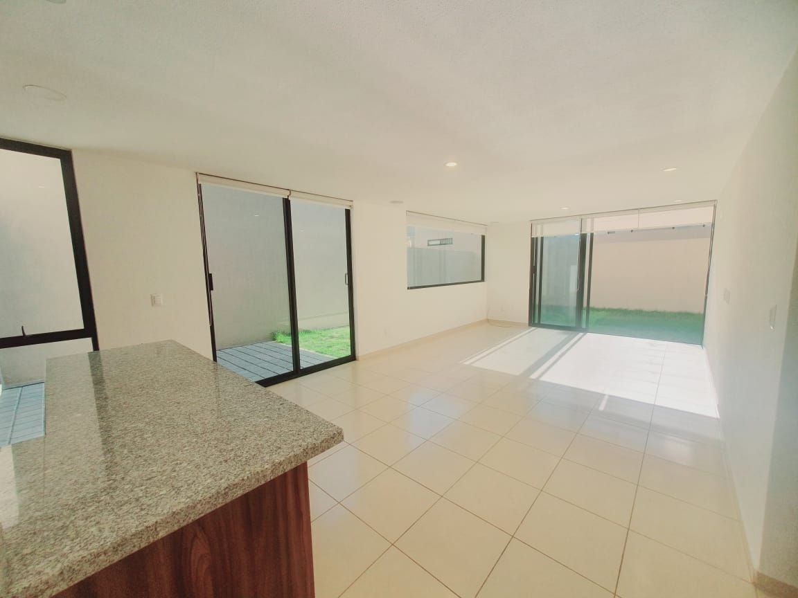 Departamento en venta en Dos motivos , Zakia Queretaro.