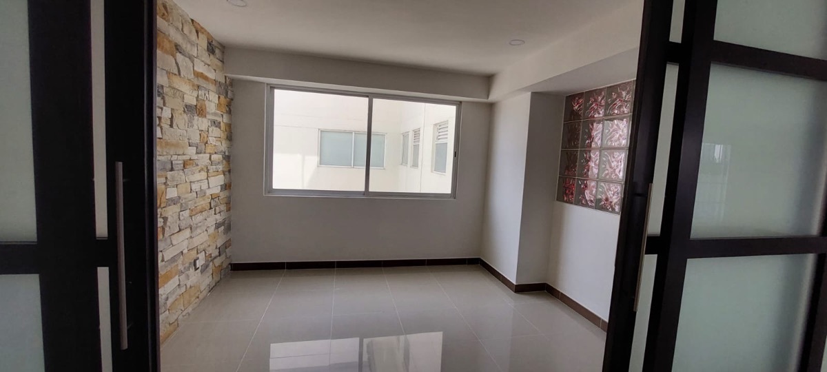 departamento-en-venta-en-green-22-de-260mts-3rec-3-12-baos-y-4-estacionamien5-26963