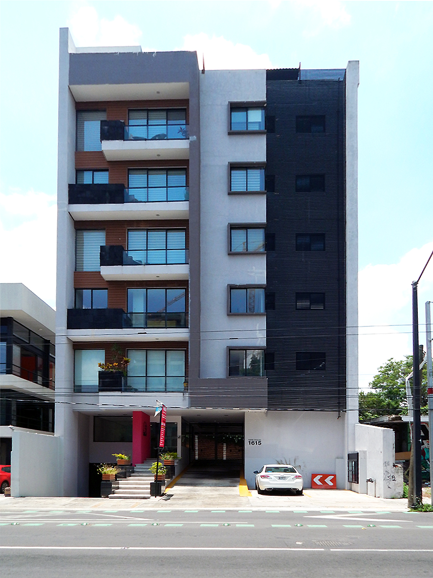 Departamento en Venta en la Colonia Americana, Torre Hidalgo. 124 Mts.