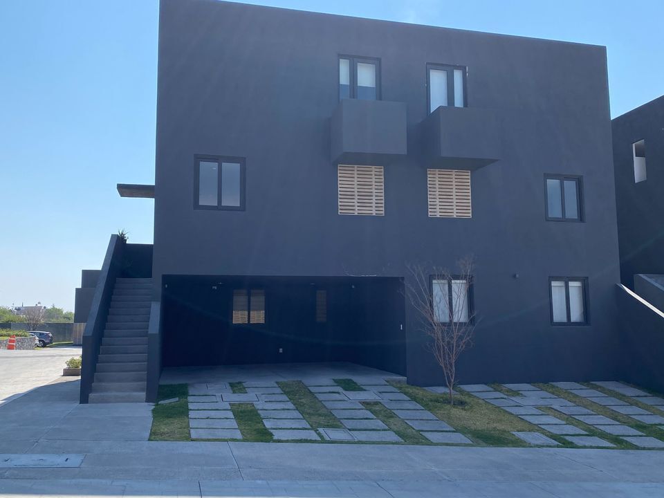 Departamento en venta en Sierra residencial con alberca y gym