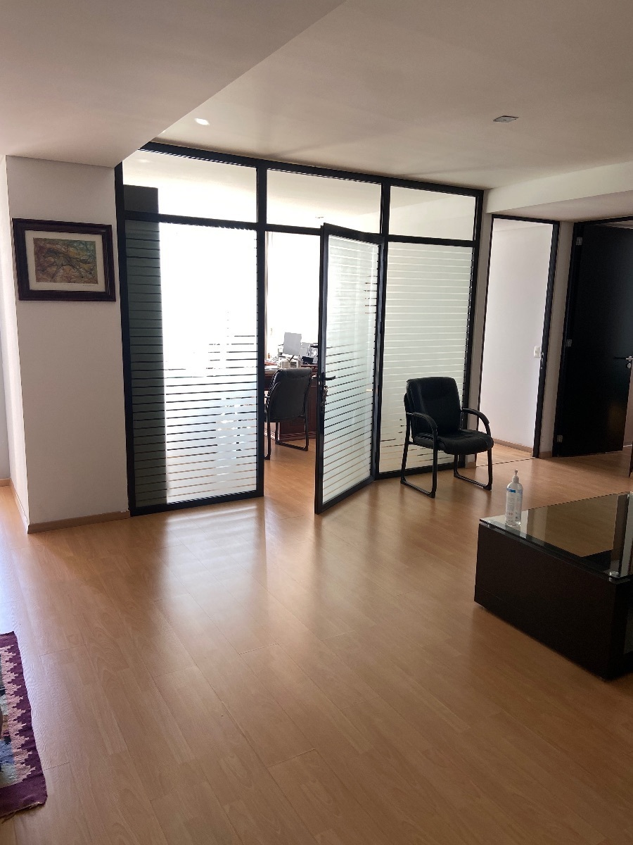 Departamento en venta Parques Polanco, 3 recámaras con balcón