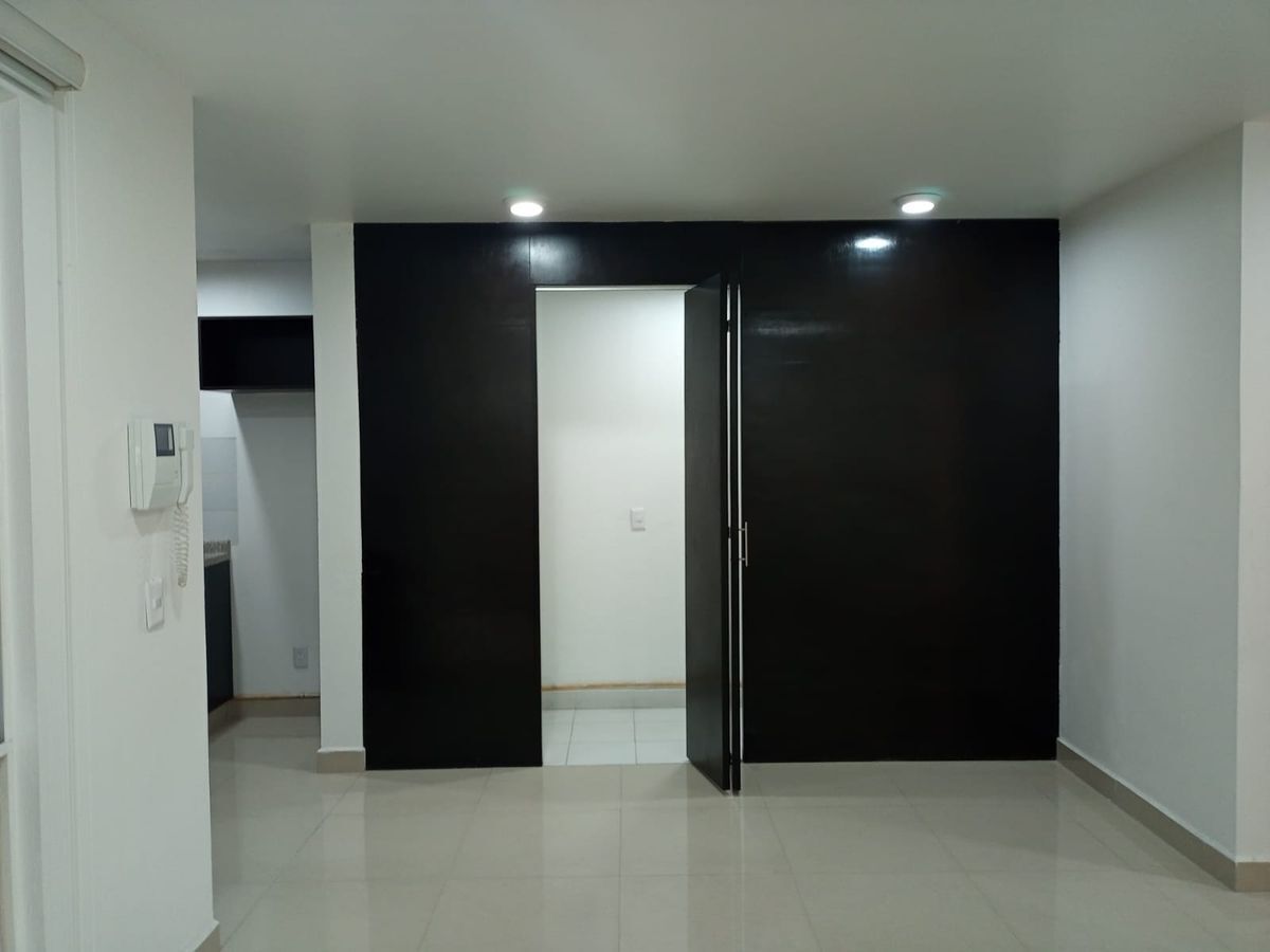 Departamento remodelado en eje central, Portales Norte