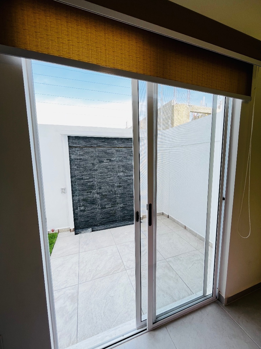 departamento-en-zakia-quertaro-planta-baja-enorme-terreno-excedente20-30544