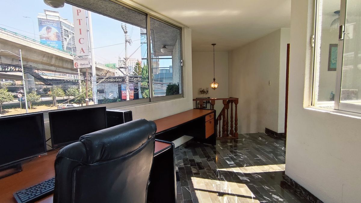 edificio-3-niveles-con-potencial-para-10-pisos-y-1-casa-a-la-venta43-25896