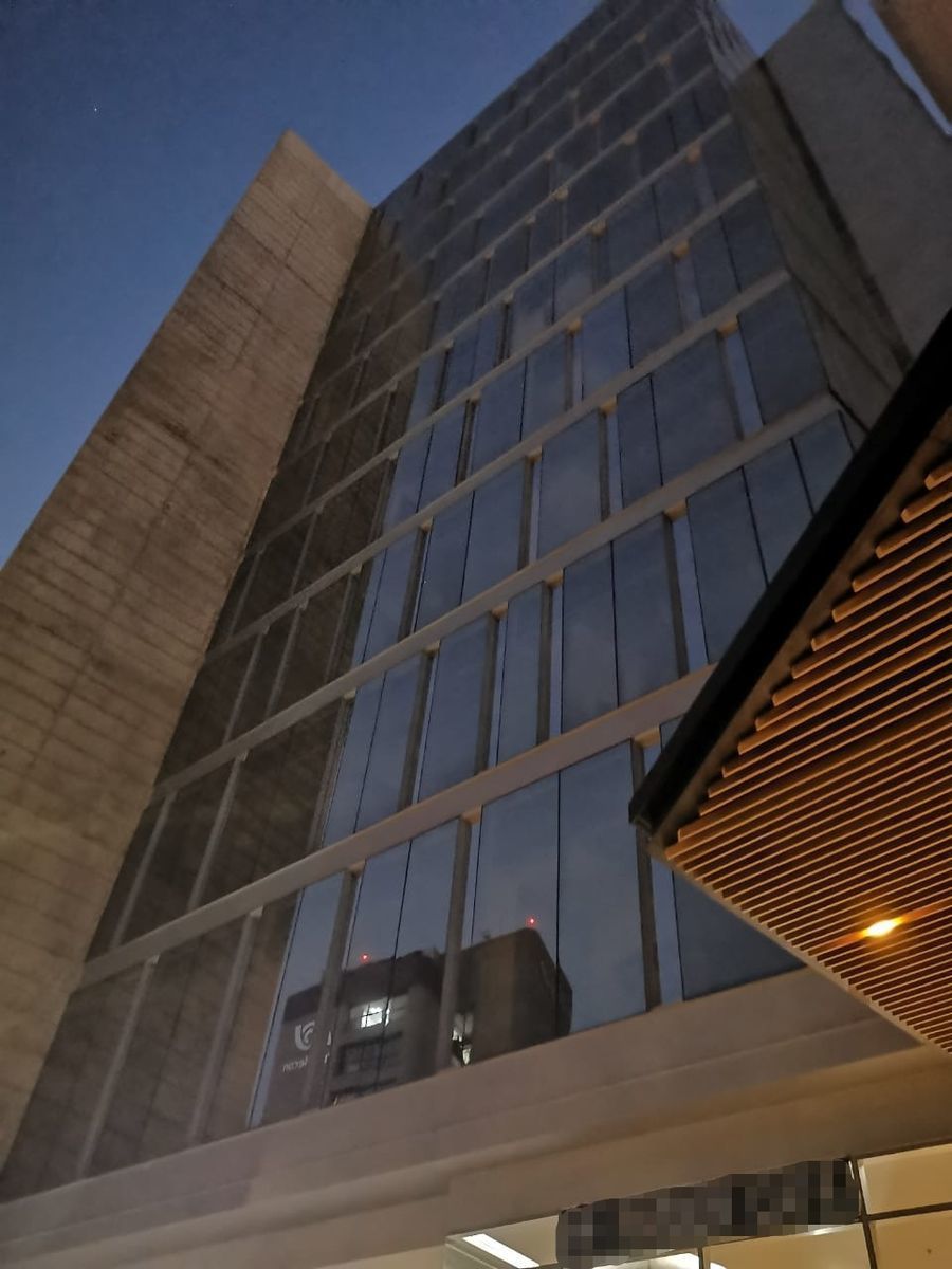 EDIFICIO AMUEBLADO EN RENTA EN UNA DE LAS PRINCIPALES AVENIDAS INSURGENTES