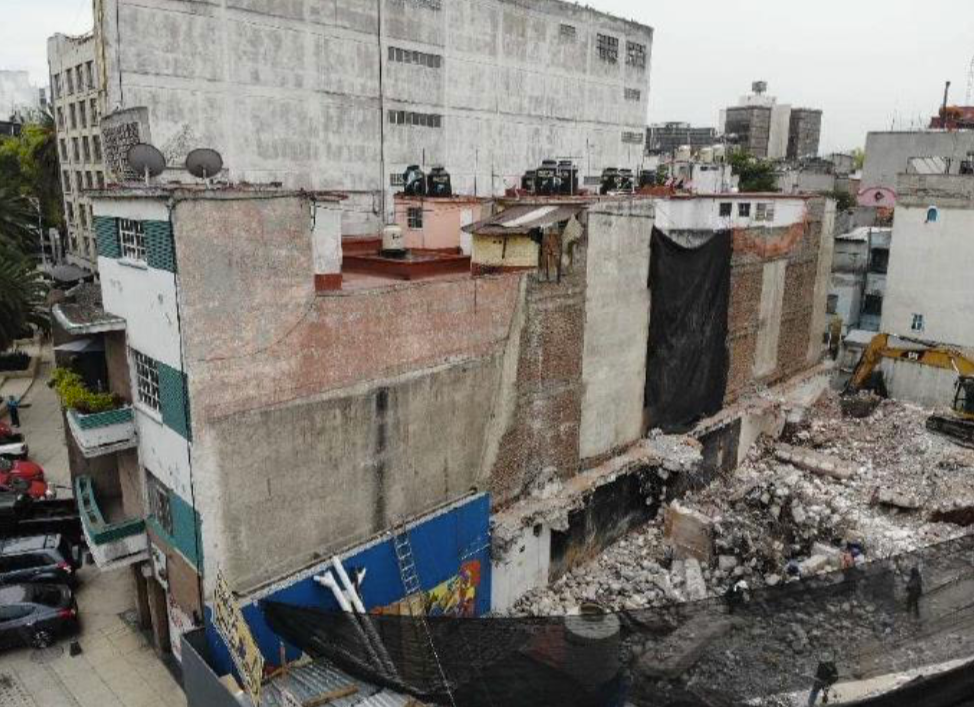 edificio-antiguo-para-demolicion--monumento-a-la-revolucin4-25049