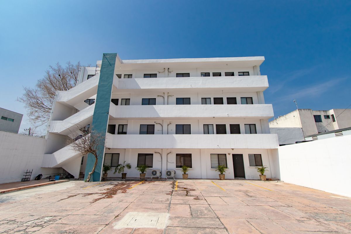 EDIFICIO DE DEPARTAMENTOS EN ZONA TEC, MONTERREY, NL, Inversionistas, REMODELADO