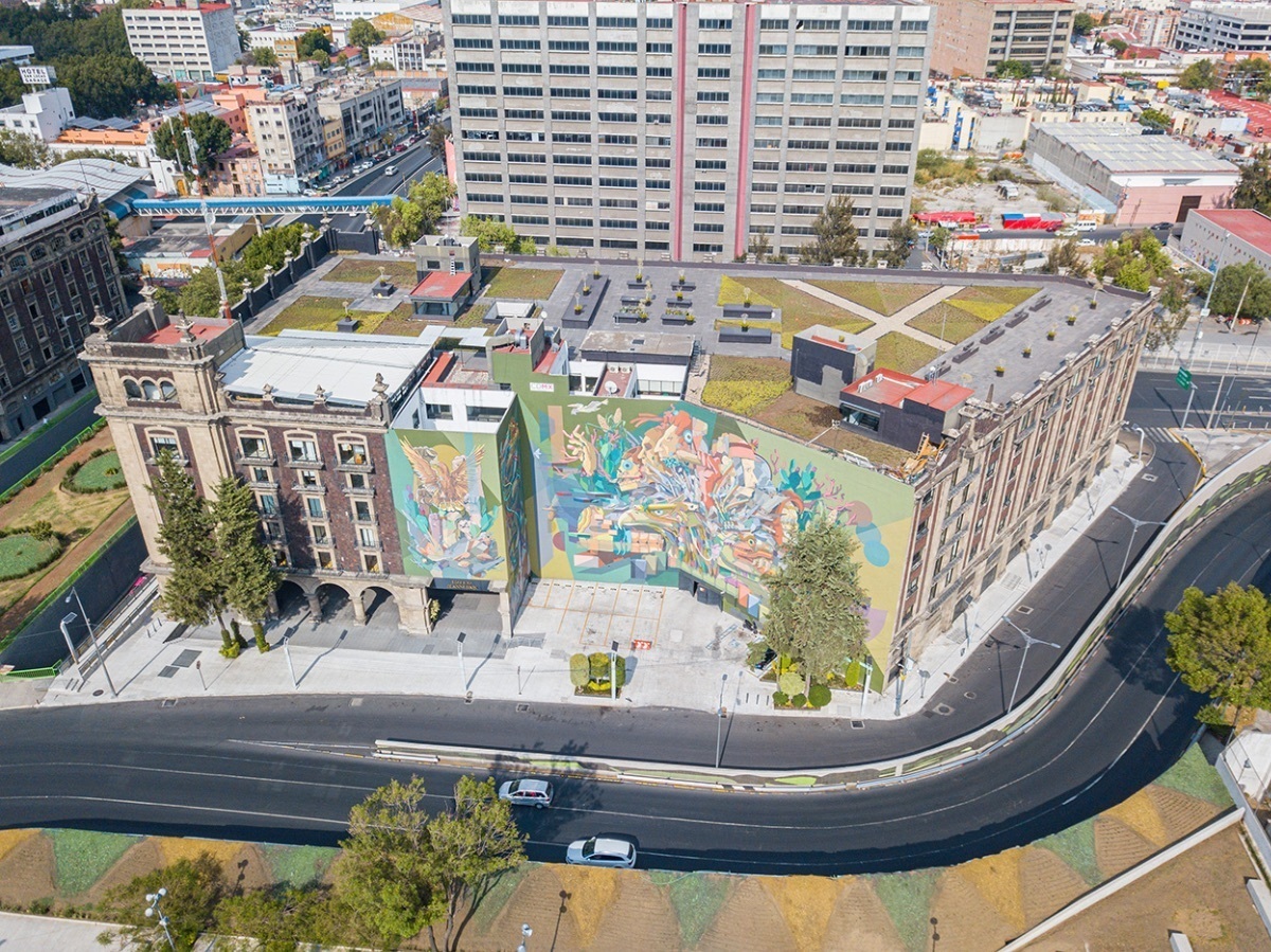 EDIFICIO EN EL CENTRO DE LA CIUDAD DE MÉXICO