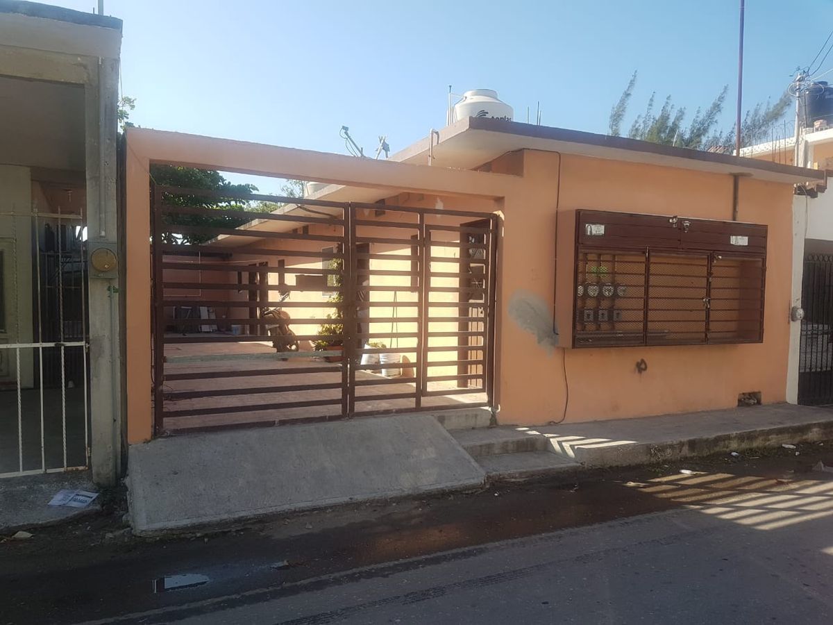 EDIFICIO EN VENTA, EN REMATE, INVERSIONISTAS. CARMEN, CAMPECHE.