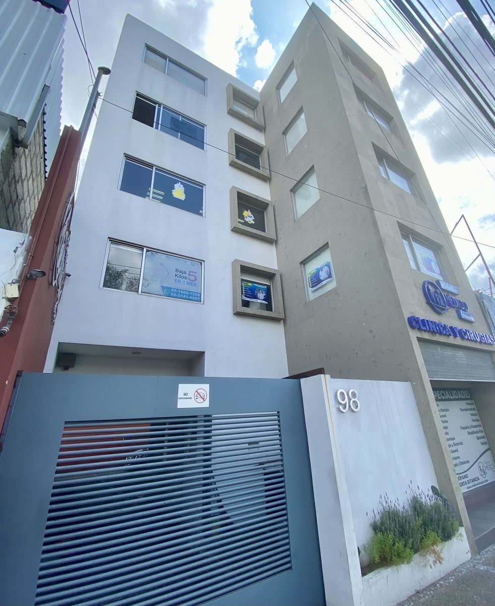 EDIFICIO EN VENTA SOBRE AVENDIA PRINCIPAL CON USO DE HOSPITAL