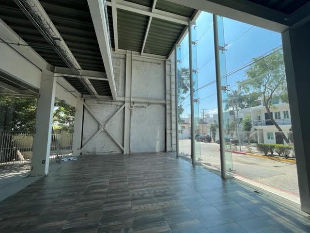 edificio-moderno-en-renta-para-oficinas6-20019