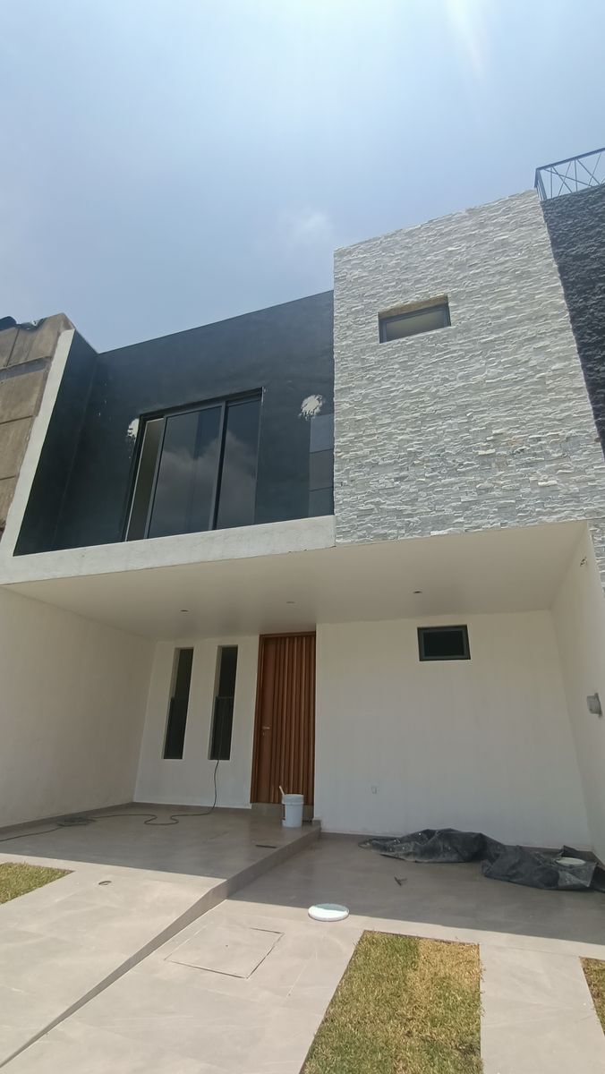 En venta casa  coto Cerezos Capital Norte. Zapopan.