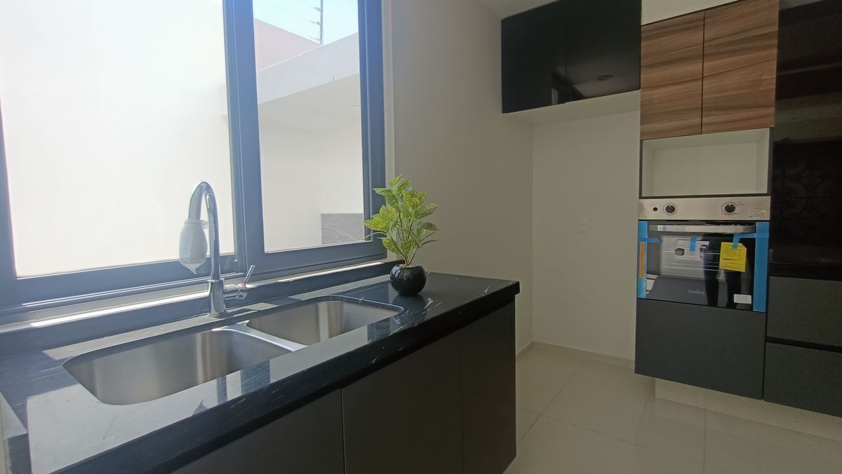 en-venta-casa--coto-cerezos-capital-norte-zapopan8-24155