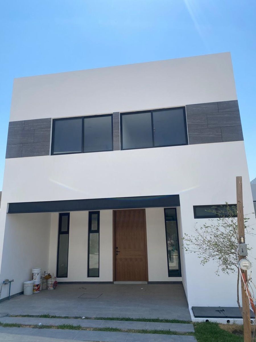 En venta casa en coto Carrara Capital Norte